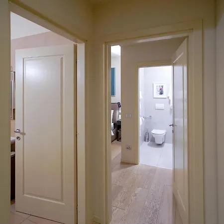 아파트 Verona City Centre Apartment *